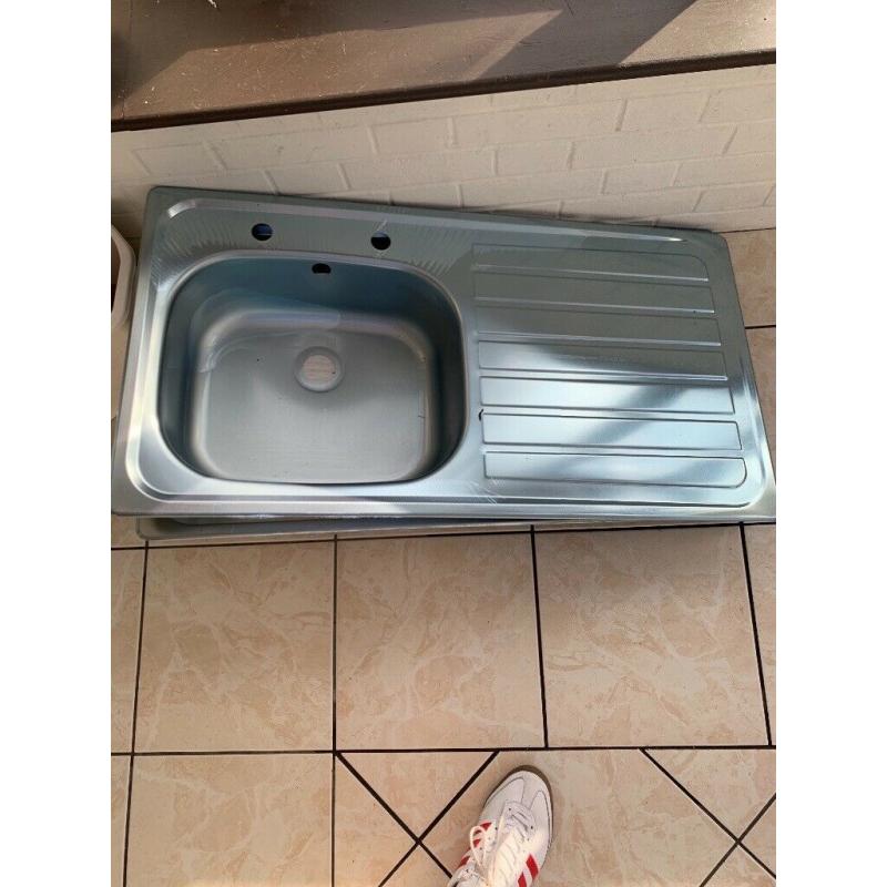 Kitchen sink