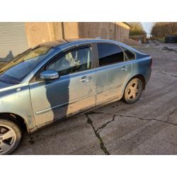 2008 Volvo S40 2.0 diesel for breaking