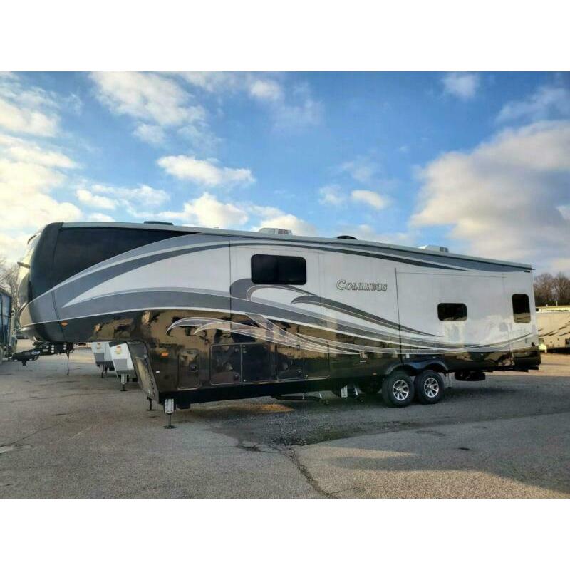 Columbus 377MB 5th Wheel American Caravan 4 Slides Showmans Trailer Static RV
