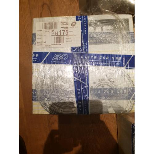 Brand new Ford Focus MK2 LUK RS clutch kit.