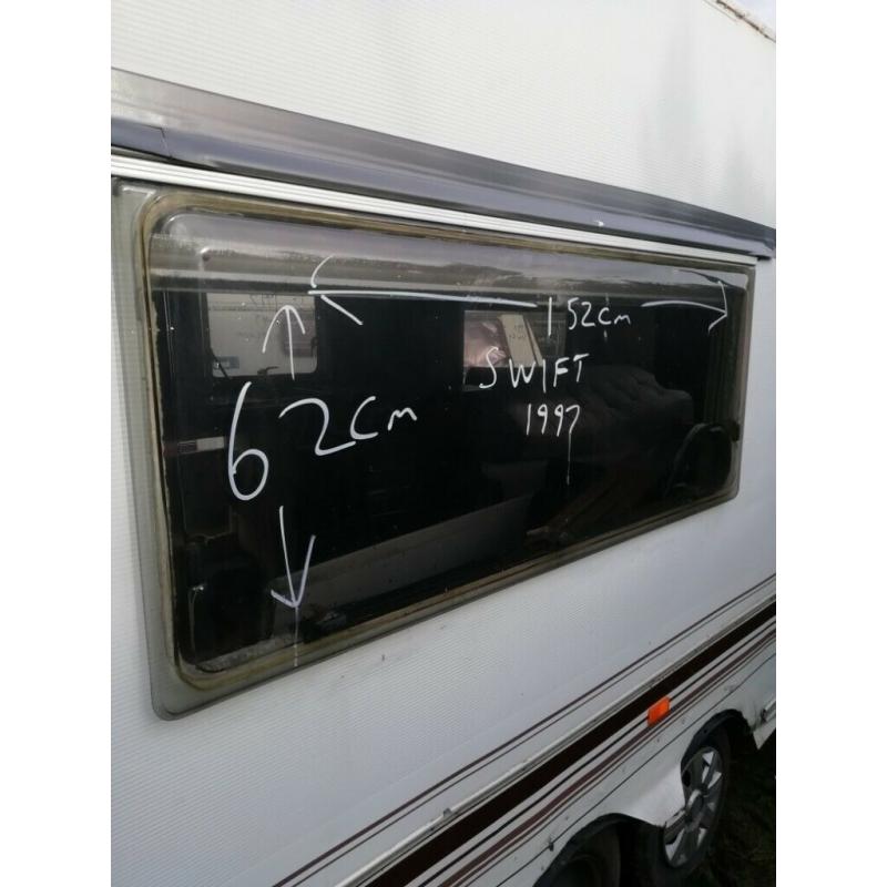 Swift conquerer Caravan long side window