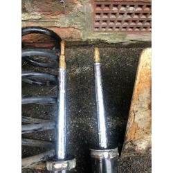 Vauxhall vivaro springs