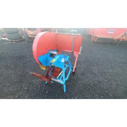 Tractor three point linkage pto driven saw bench sliding table