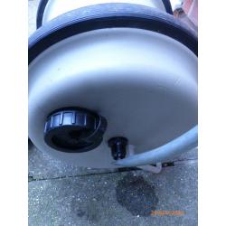 Aquaroll fresh water carryer