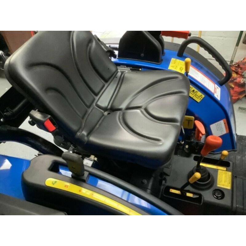 Solis 26 4 wheel drive compact tractor