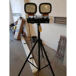 Defender 3000 Twin Head LED lights very good condition,hardly used