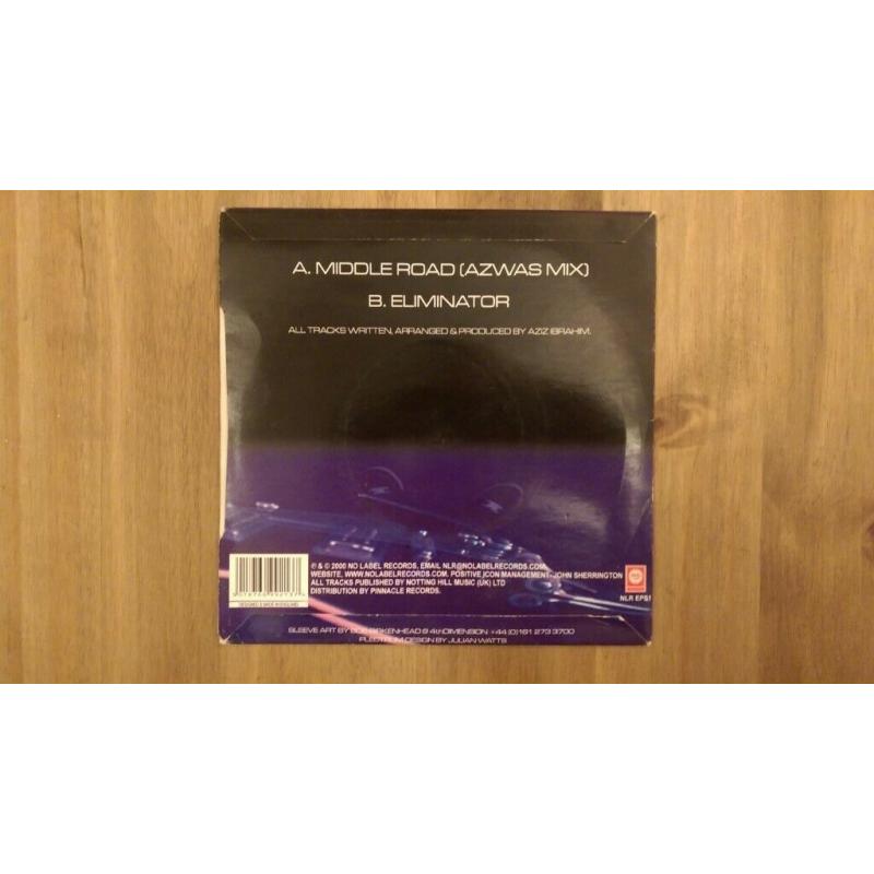 Aziz 'Middle Road' 7 inch Vinyl Single (Aziz Ibrahim)