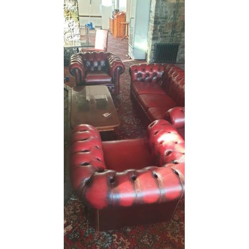 Pub, bar or restaurant furniture and equipment