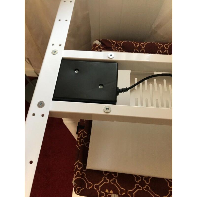 Sit/Stand motorised Desk