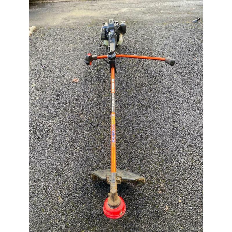 Danarm 50cc petrol strimmer