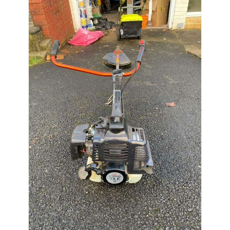 Danarm 50cc petrol strimmer