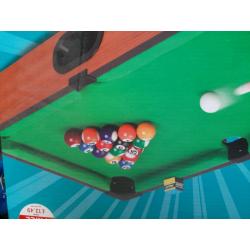 Table top pool table