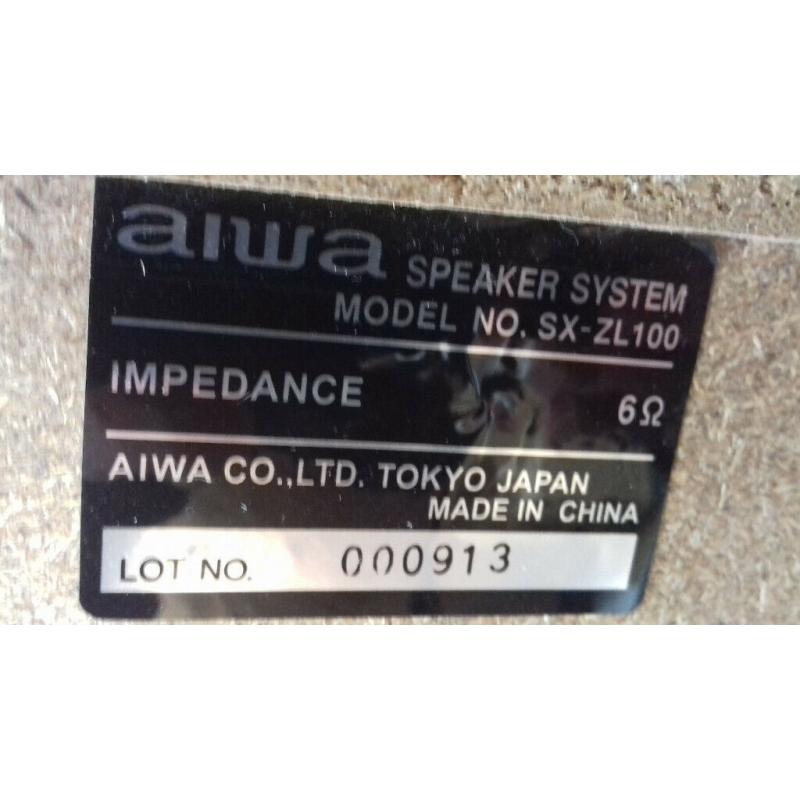 SET OF 4 VERY LARGE AIWA HI-FI SPEAKERS GREAT SOUND ALSO CAN BE BOUGHT AS A PAIR