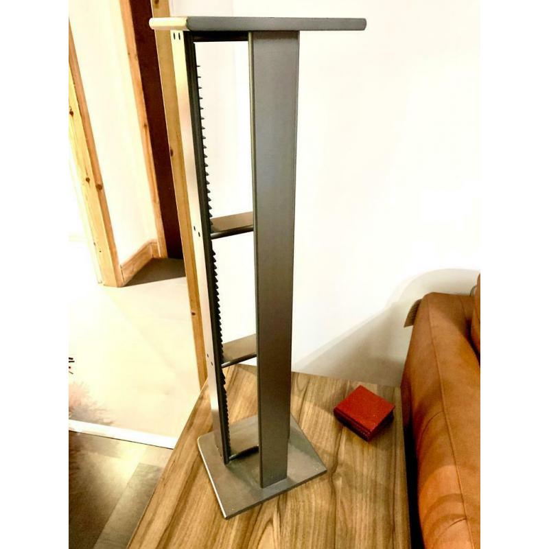 CD/DVD Holder