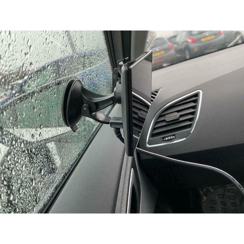 Garmin touchscreen sat nav!