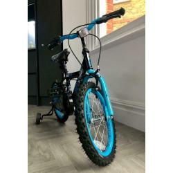 Small Child?s Bike - (4/5/6yrs old)- only used for 4 months from new