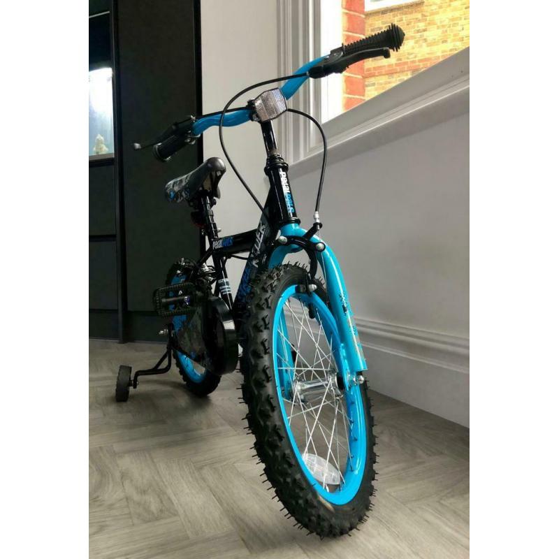 Small Child?s Bike - (4/5/6yrs old)- only used for 4 months from new