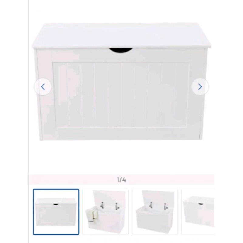 White Storage Boxes only ?35 each. Real Bargains assembled Clearance O
