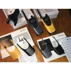 MOTOROLA XTN446 Pair of 2 WAY RADIOS Handheld WALKIE TALKIE V LITTLE USED