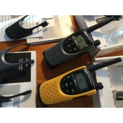 MOTOROLA XTN446 Pair of 2 WAY RADIOS Handheld WALKIE TALKIE V LITTLE USED