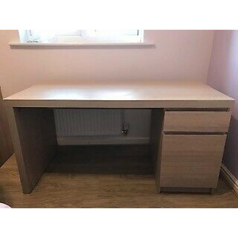 Bedroom / Home Office Desk and Chair