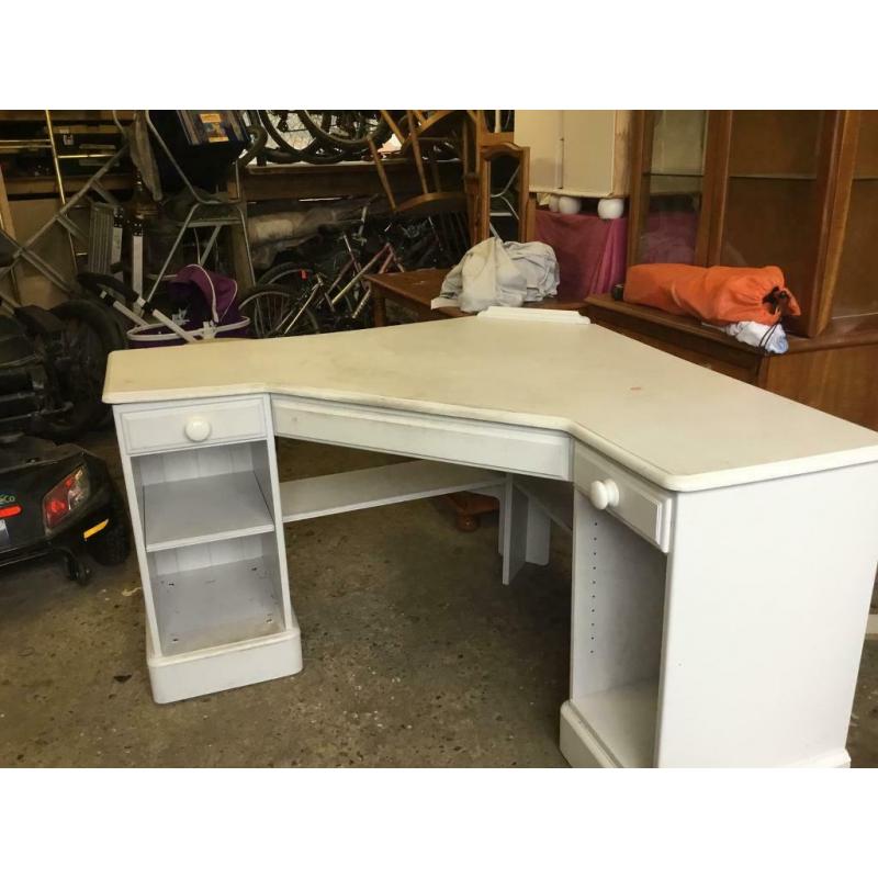 DUCAL PINE CORNER DESK