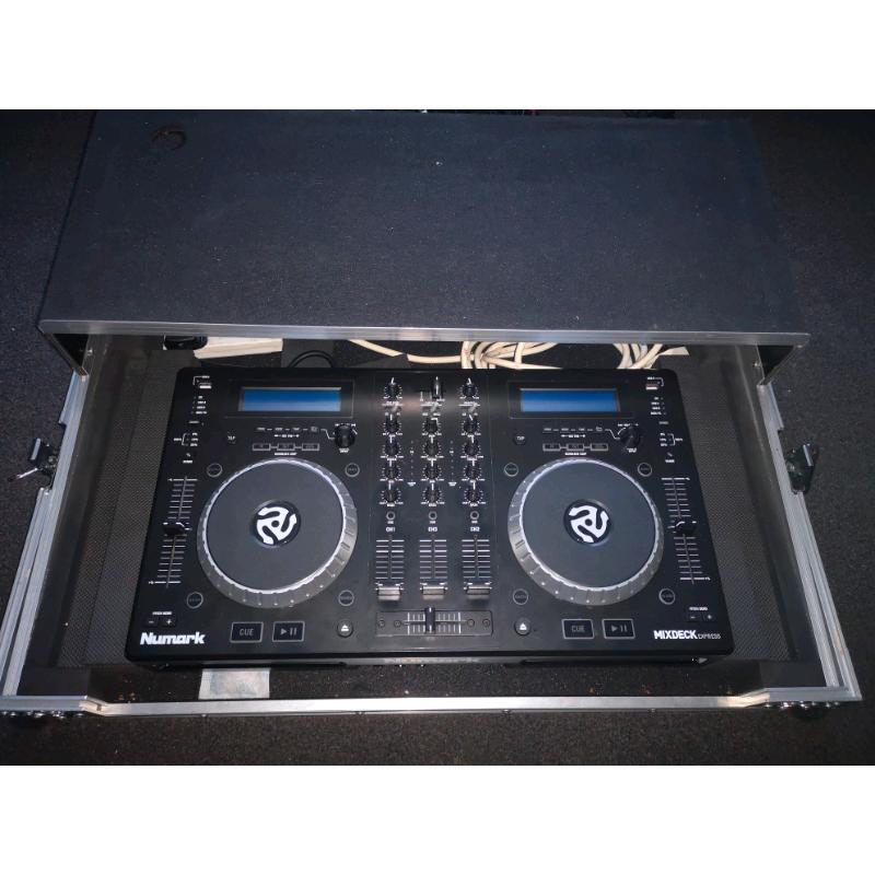 Numark mixdeck express and case
