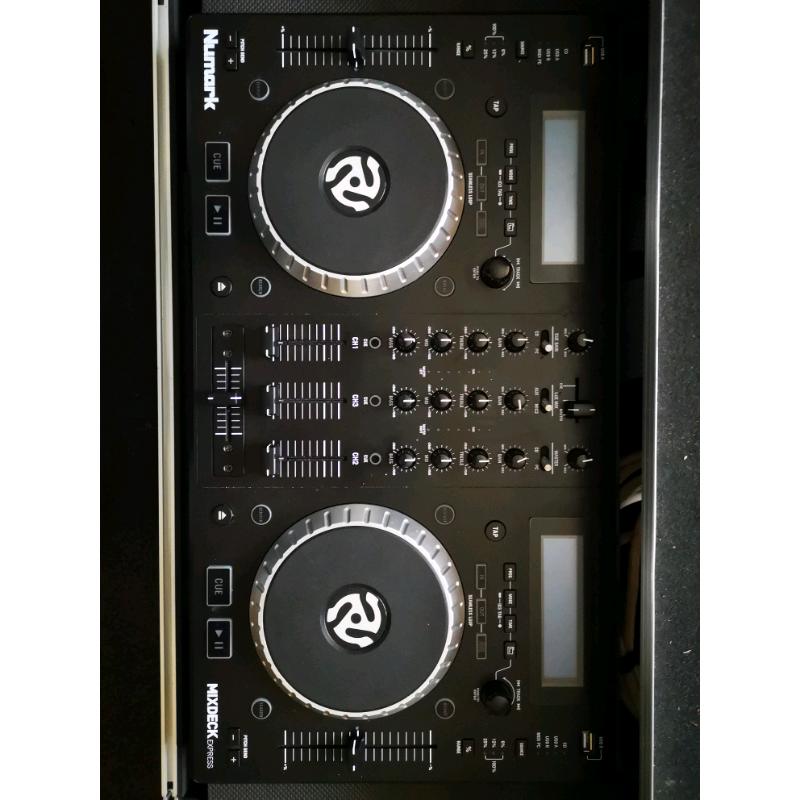 Numark mixdeck express and case