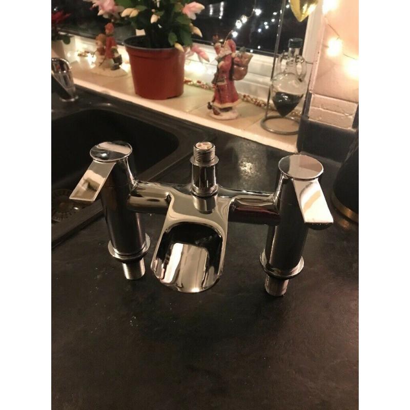 Chrome mixer bath fill taps
