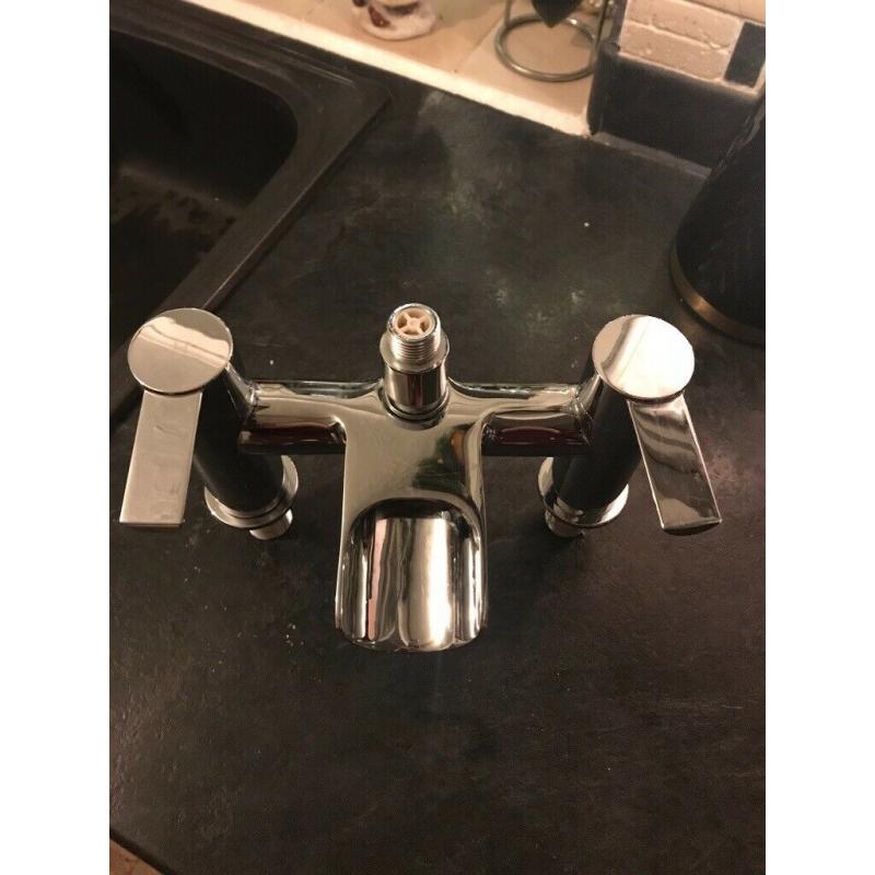 Chrome mixer bath fill taps