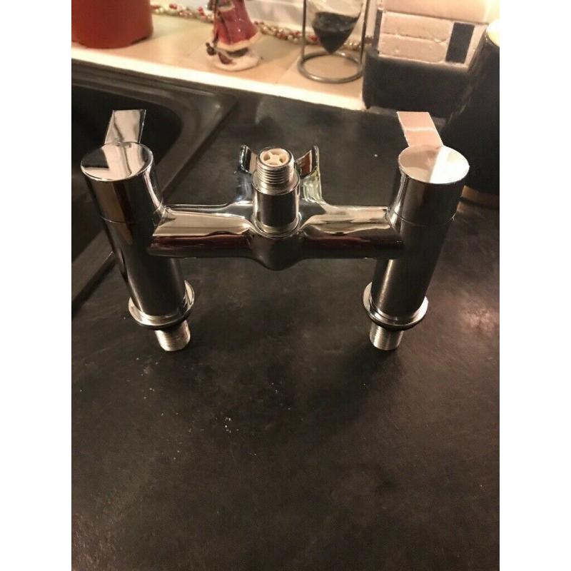 Chrome mixer bath fill taps