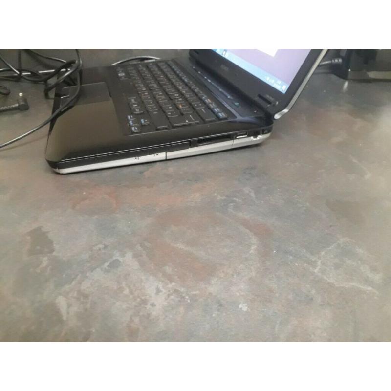 Laptop Sony vaio VGN-CS11S