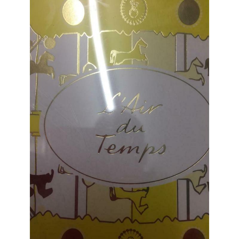 Nina Ricci perfume