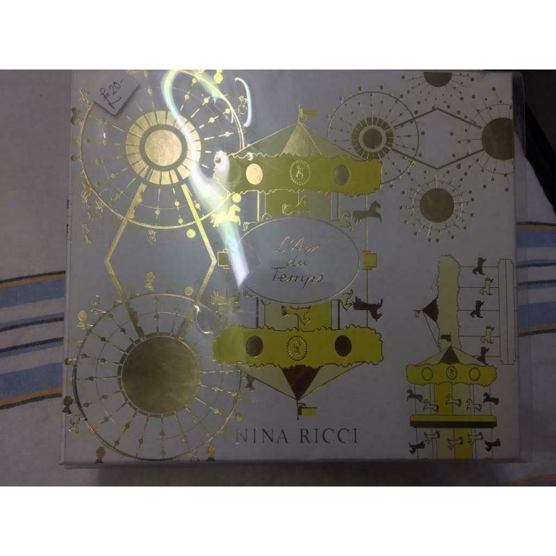 Nina Ricci perfume