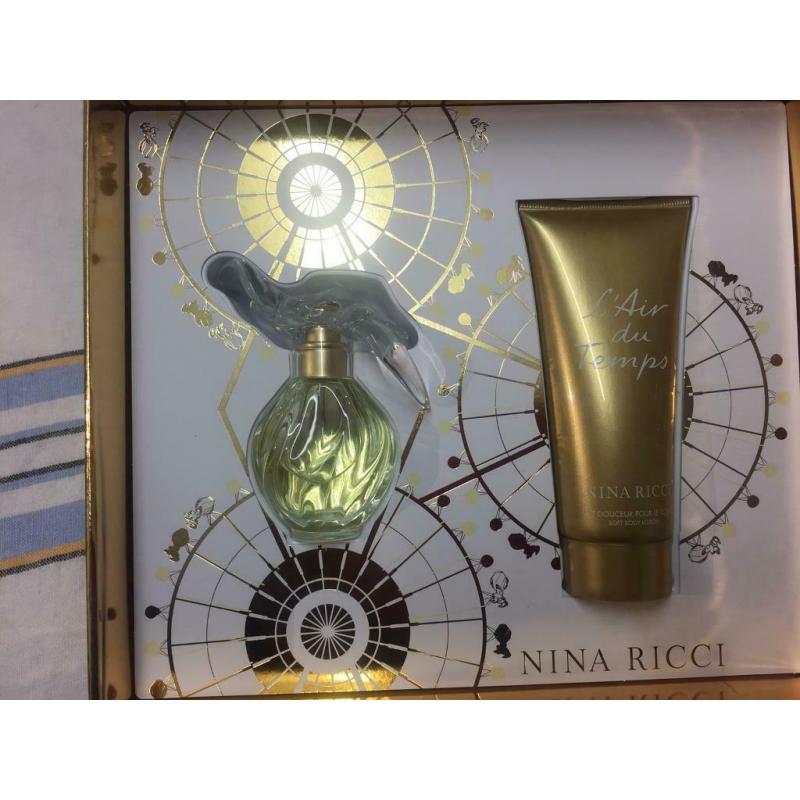 Nina Ricci perfume