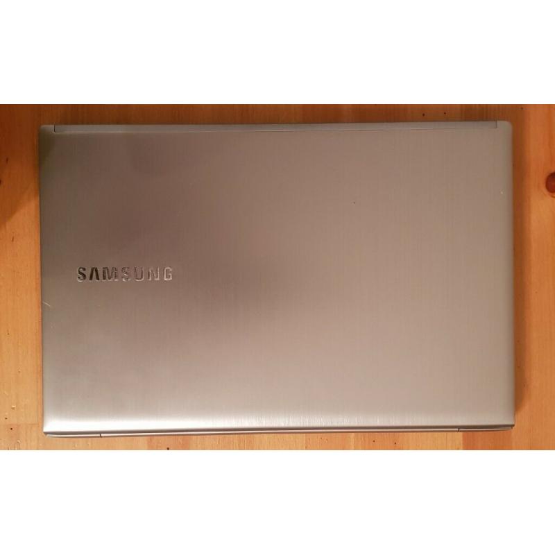 SAMSUNG CHRONOS SERIES 7 8GB RAM 128GB SSD intel core i5 2.60GHz Nvidia GeForce Touchscreen
