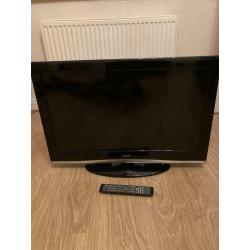 T.V 32 inch