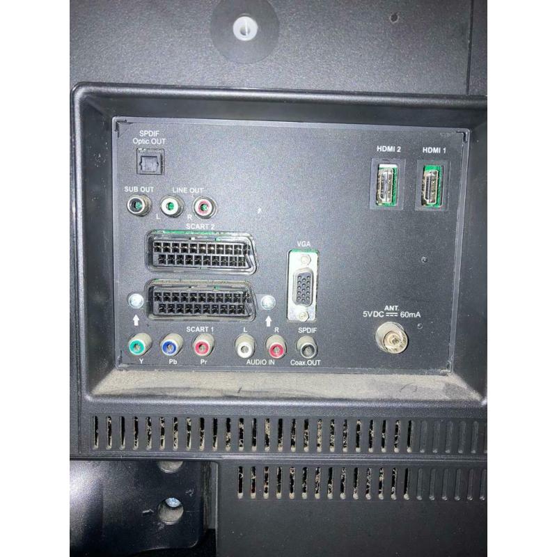 T.V 32 inch