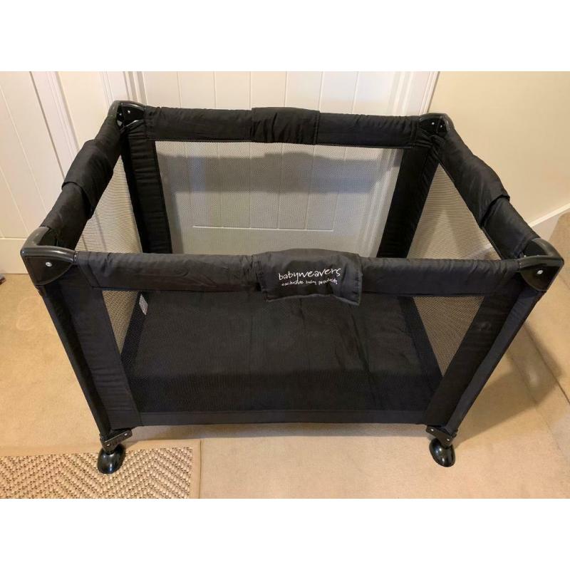 Free travel cot