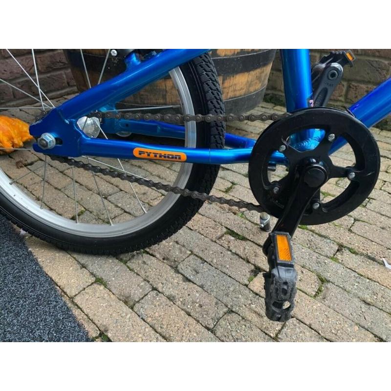 Kids 16" Wheel Aluminium Frame Bike / Bicycle