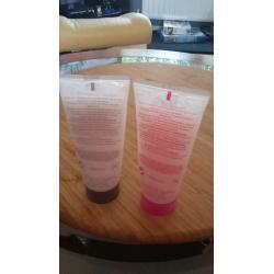 AVON SOFT MUSK & CELEBRE REVITALISING & MOISTURISE COOLING GEL