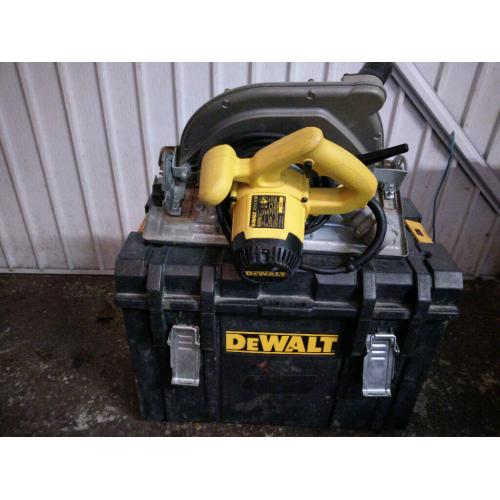 DeWALT D23700 LX 110V 235mm 9 inch Heavy Duty Circular Saw +Case V/Good condition