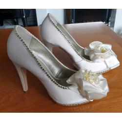 Asos size 3 sparkle stilettos
