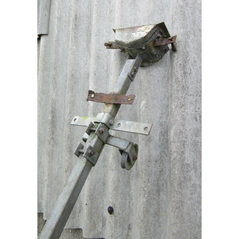 Commercial Greenhouse Galvanised Gutter End Stop/box sections