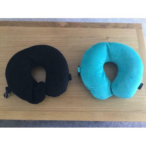 2 Travel Cushions
