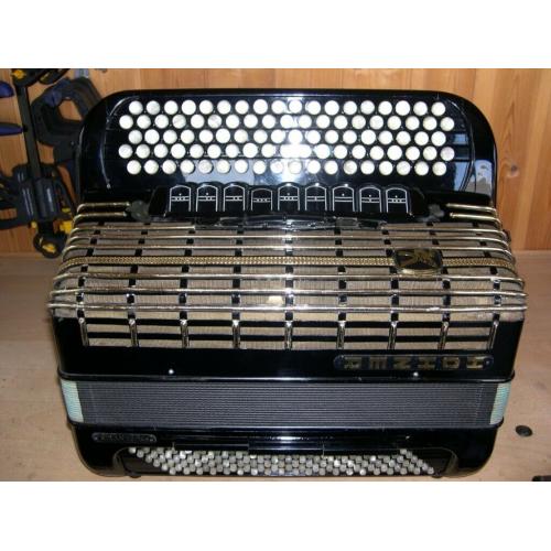 Hohner Atlanta 145, 4 Voice Musette, C System, Chromatic Accordion. Online Lessons Available.