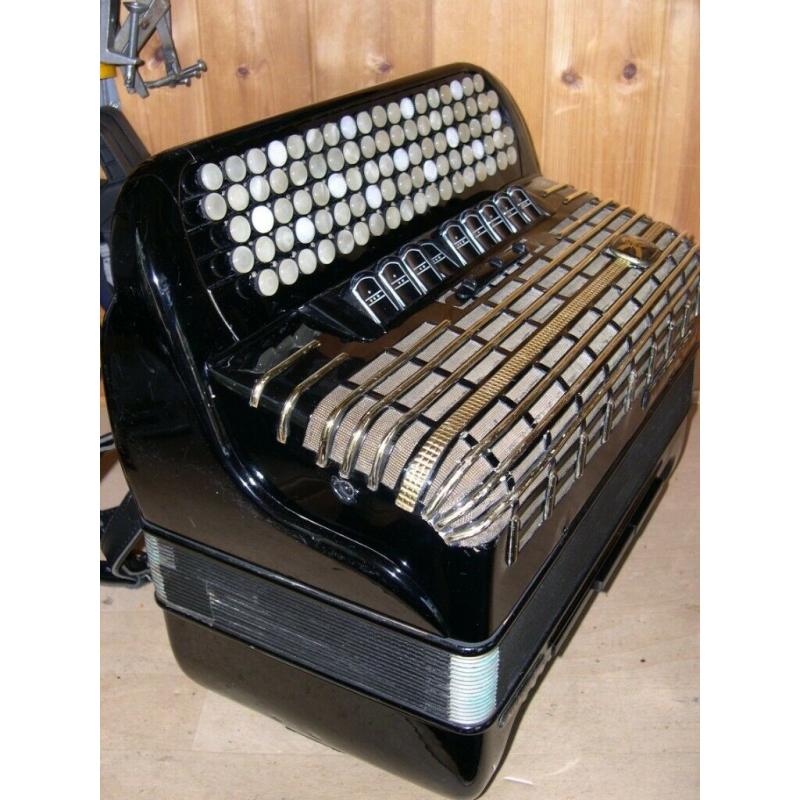 Hohner Atlanta 145, 4 Voice Musette, C System, Chromatic Accordion. Online Lessons Available.