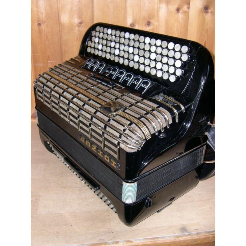 Hohner Atlanta 145, 4 Voice Musette, C System, Chromatic Accordion. Online Lessons Available.