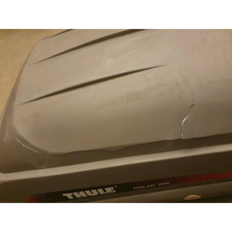 Thule Polar 200 Roofbox with Roofbars
