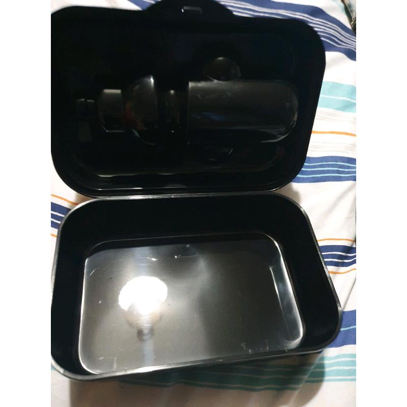 Lunch box